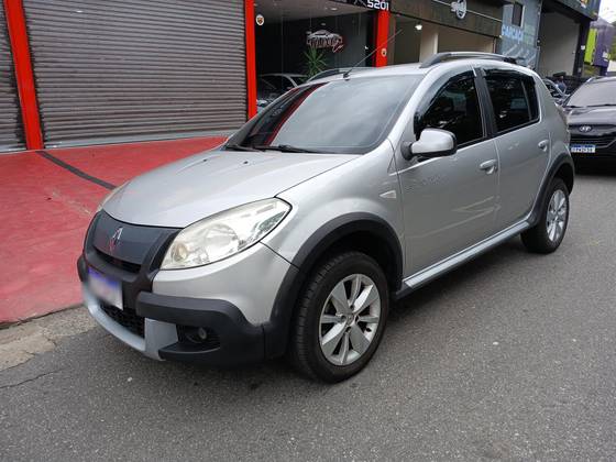 RENAULT SANDERO 1.6 STEPWAY 16V FLEX 4P AUTOMÁTICO RENAULT SANDERO 1.6 STEPWAY 16V FLEX 4P AUTOMÁTICO